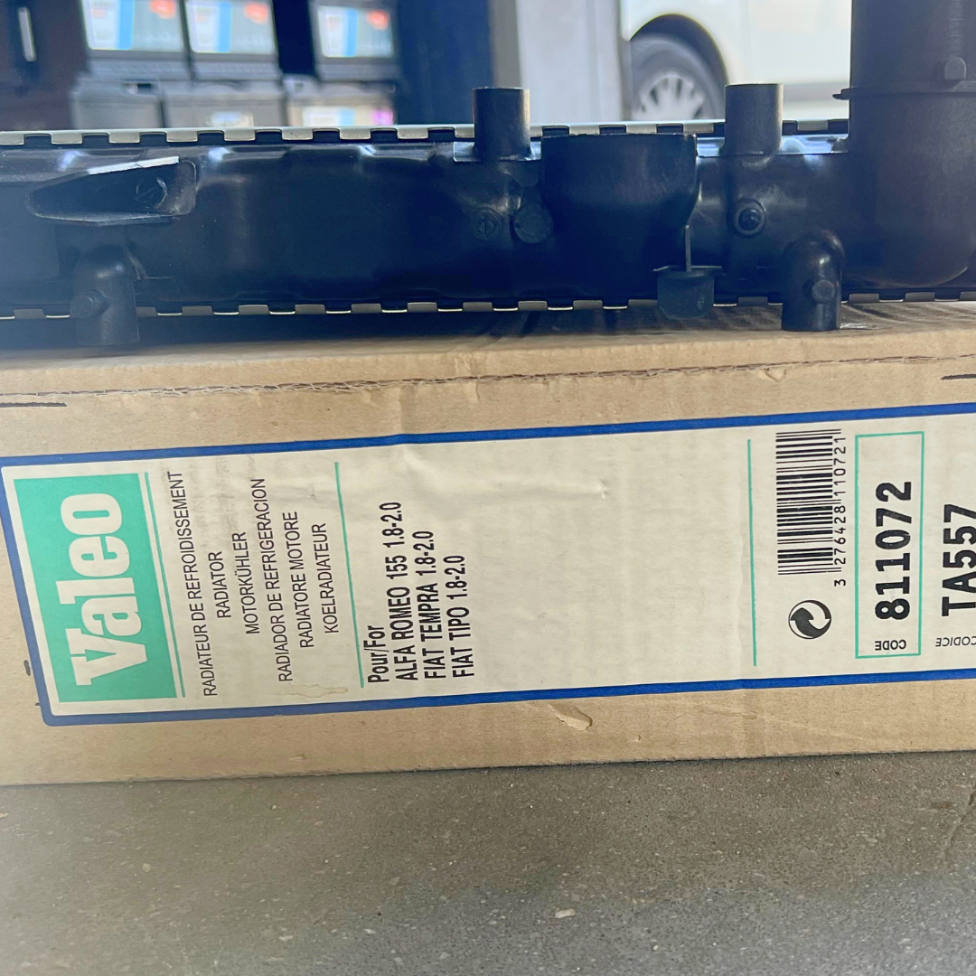 Sara Autoricambi Radiatori 811072 VALEO RADIATORE MOTORE ALFA ROMEO 155 (92-97) radiatore motore