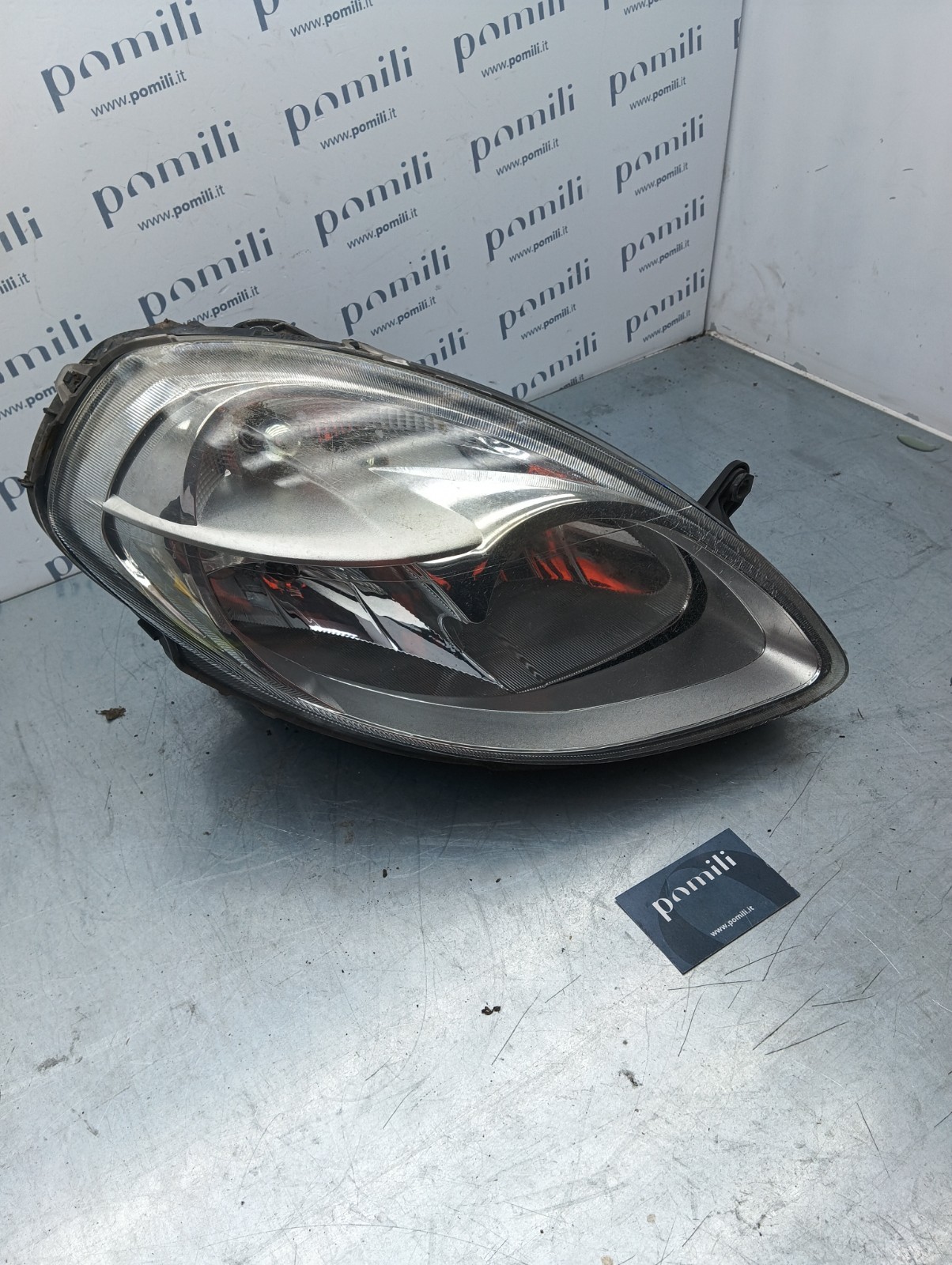 Pomili Fanaleria Lancia Ypsilon 153873-01 faro anteriore destro usato