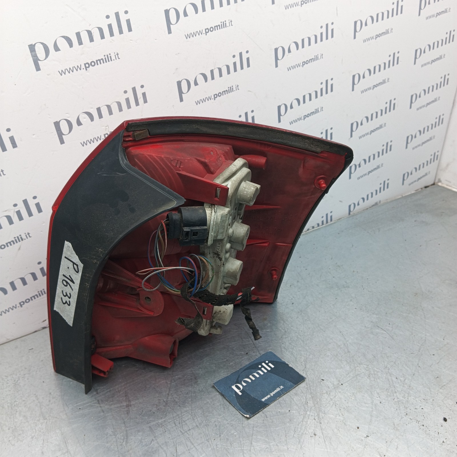 Pomili Fanaleria Audi A4 fanale posteriore sinistro AF2IP2RST-01 usato