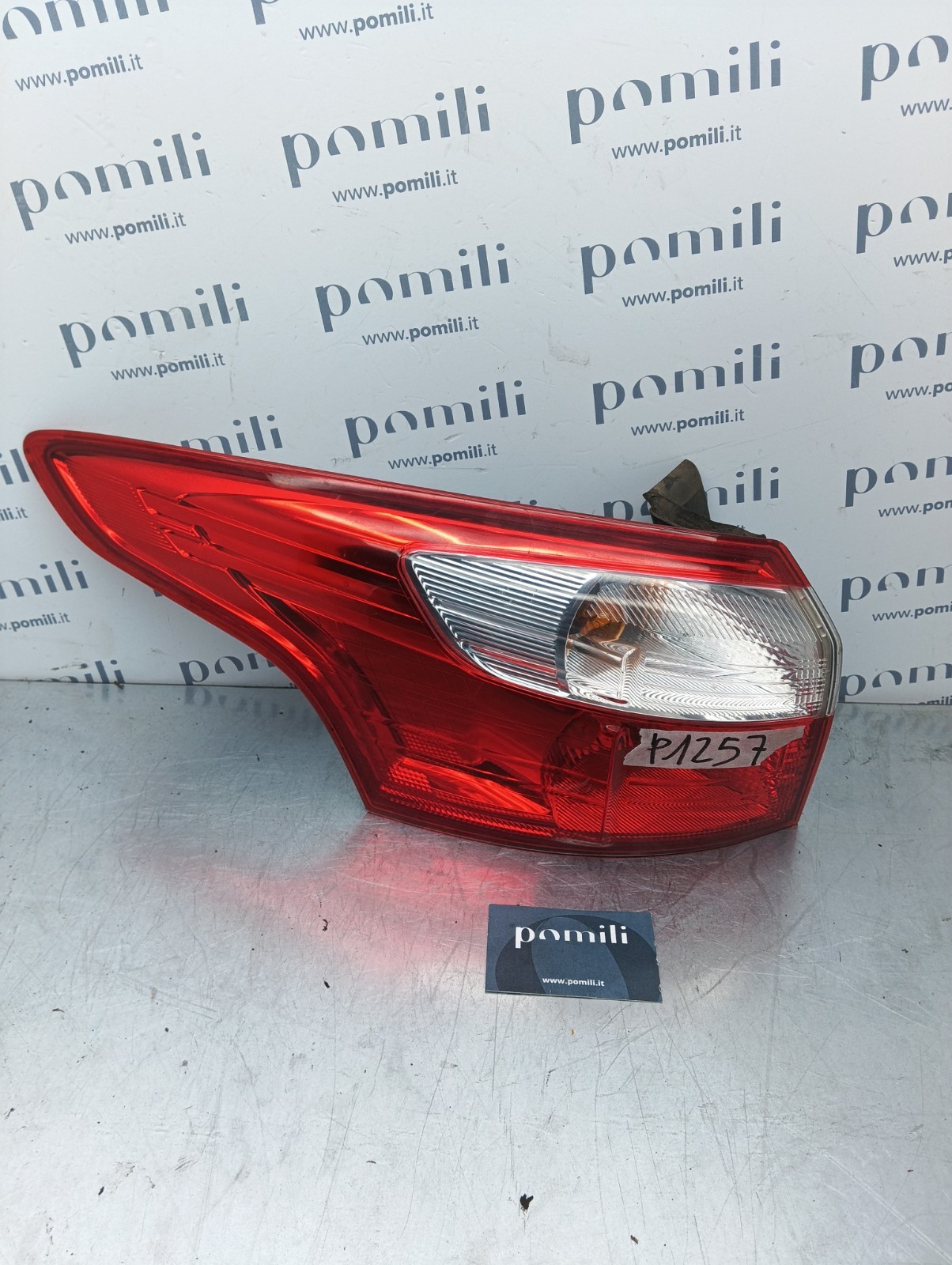Pomili Fanaleria Ford Focus Mk3 2011-14 BM51-13405 fanale posteriore sinistro usato