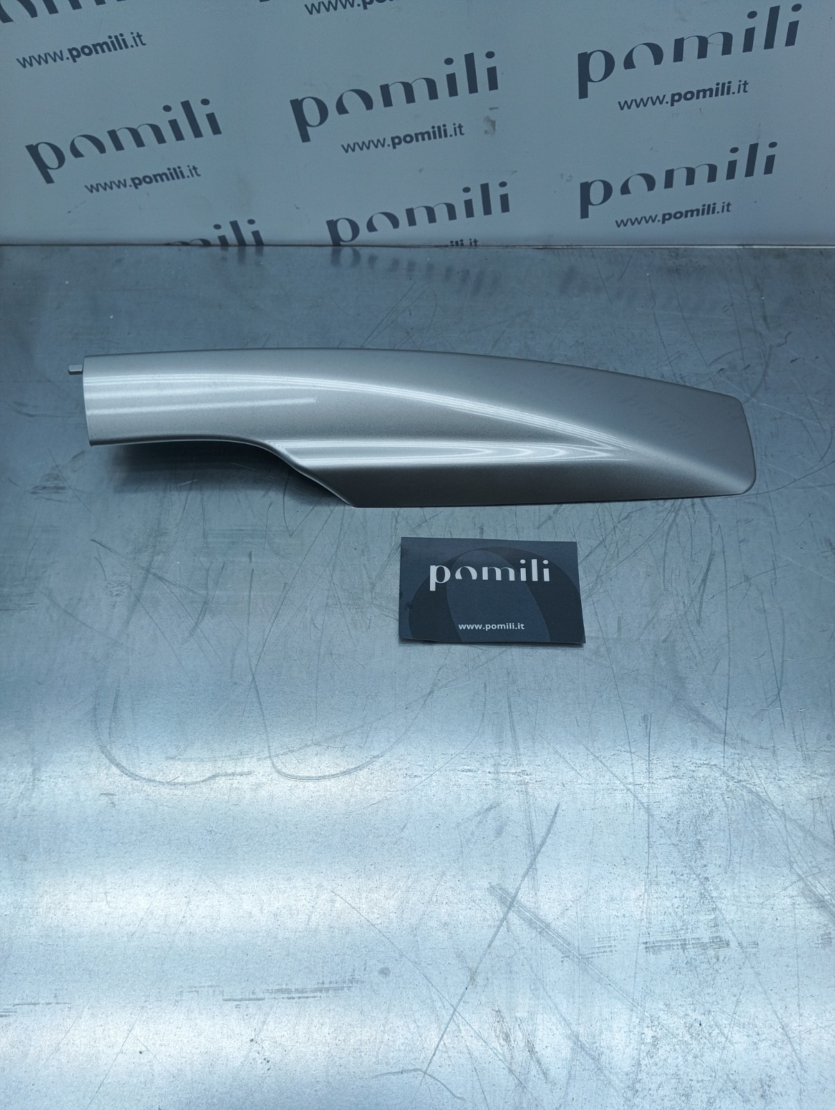Pomili Lamierati esterni Copertura staffa portapacchi Toyota RAV4 63491-42030-B1 nuova