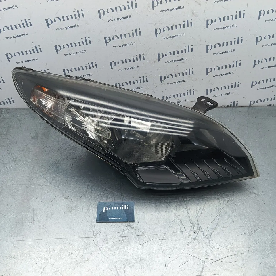 Pomili Fanaleria Renault Mégane III 260602446R faro anteriore sinistro usato