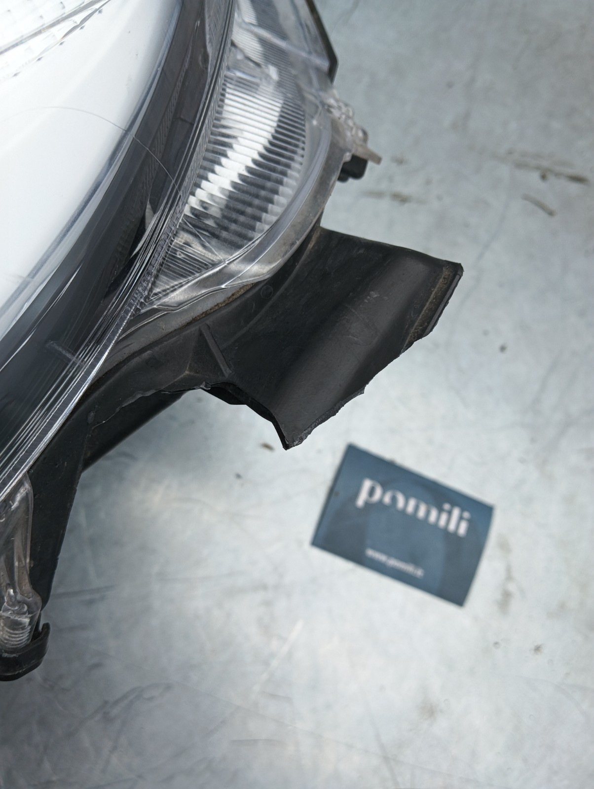 Pomili Fanaleria Faro anteriore destro LED Toyota Yaris 4 2020-2026 EUK0-8 usato