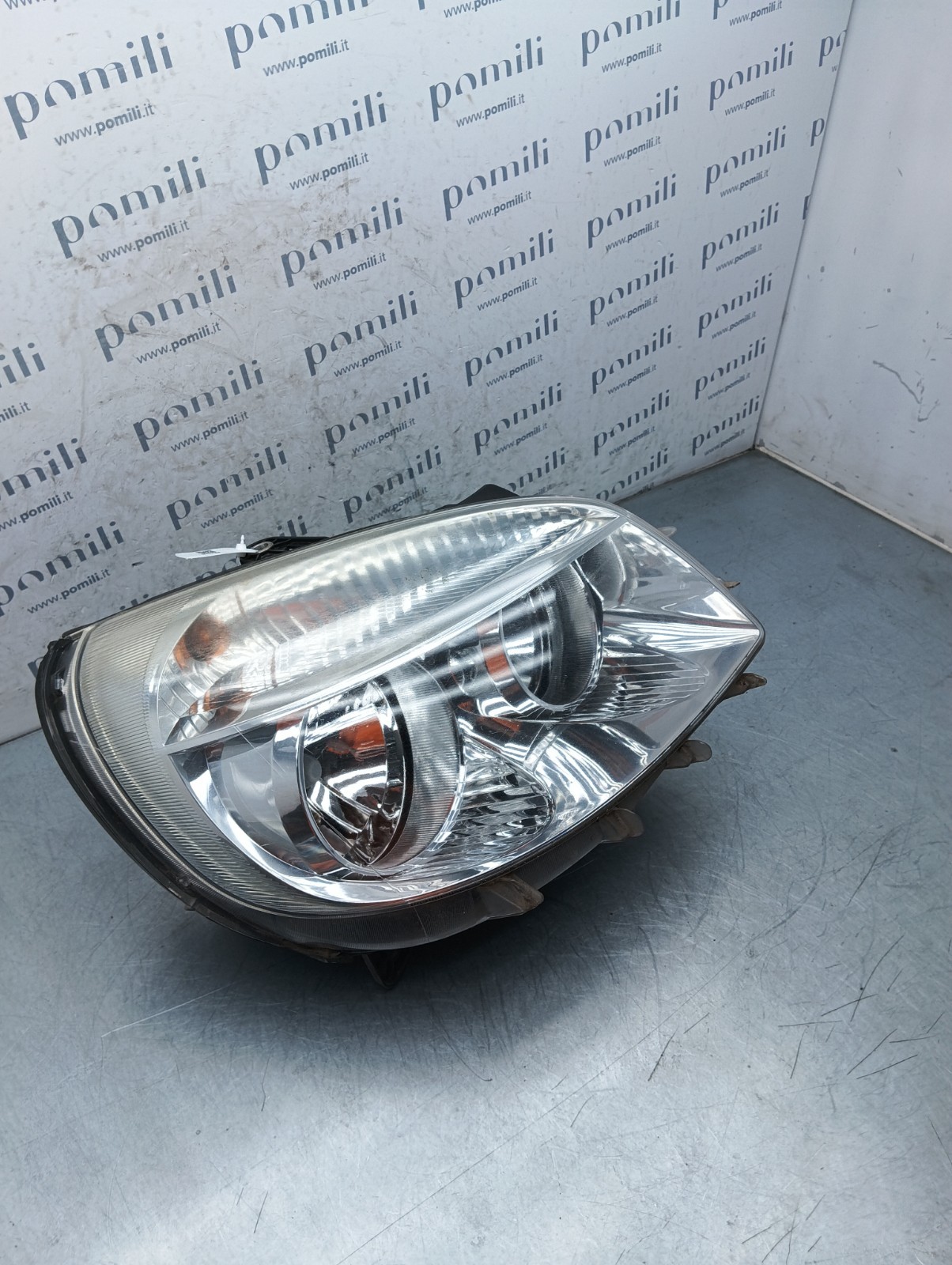 Pomili Fanaleria Fiat Doblò (2002-2012) 51805935 faro anteriore destro usato