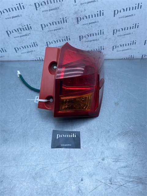 Pomili Fanaleria Toyota Auris fanale posteriore esterno destro
