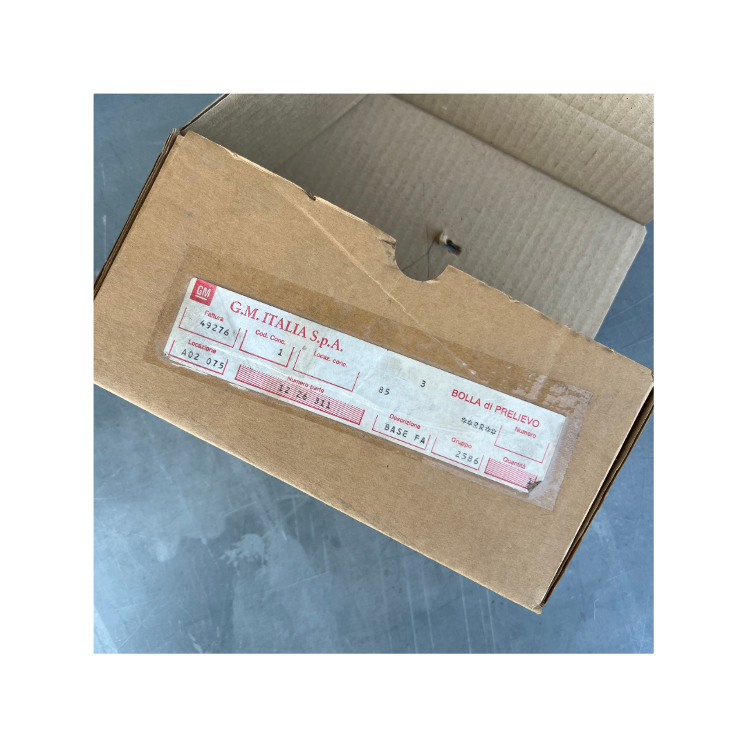 Sara Autoricambi Fanaleria 8962728 freccia anteriore Opel Kadett C