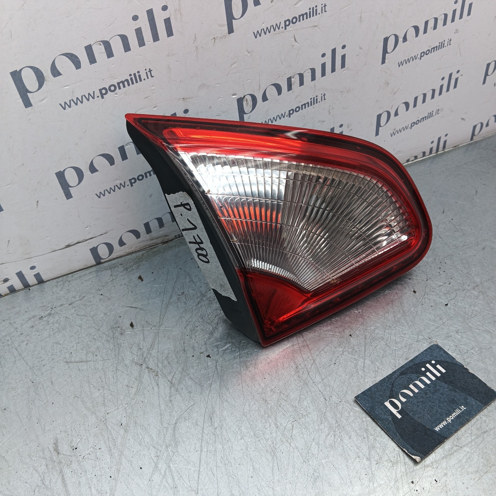 Pomili Fanaleria 89503189 fanale posteriore sinistro portellone Qashqai
