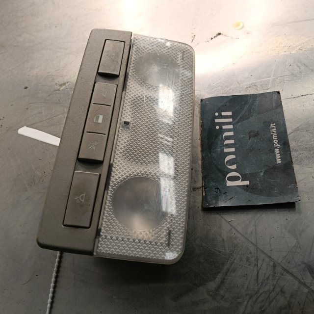 Pomili Fanaleria luce cortesia anteriore tetto Opel Astra P10