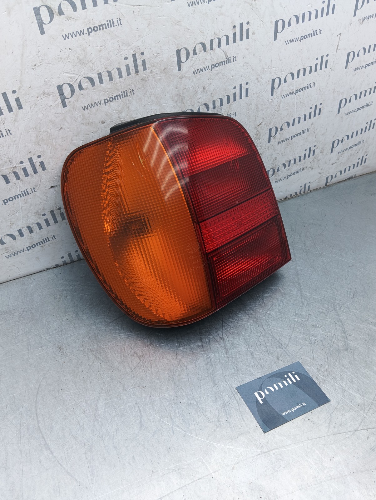 Pomili Fanaleria Volkswagen Polo III fanale posteriore sinistro usato