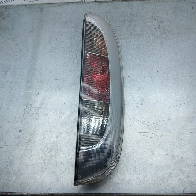 Pomili Fanaleria Opel Corsa C Fanale posteriore destro 13227127 usato