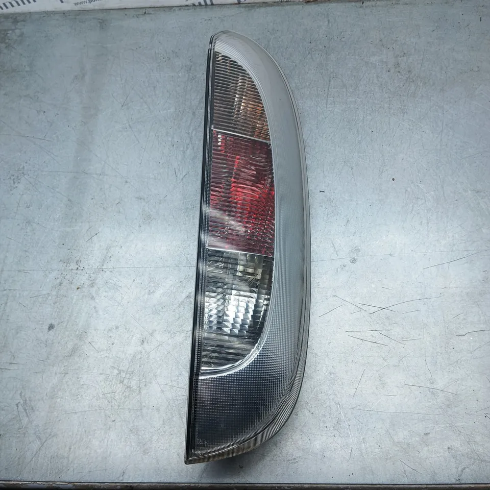 Pomili Fanaleria Opel Corsa C Fanale posteriore destro 13227127 usato