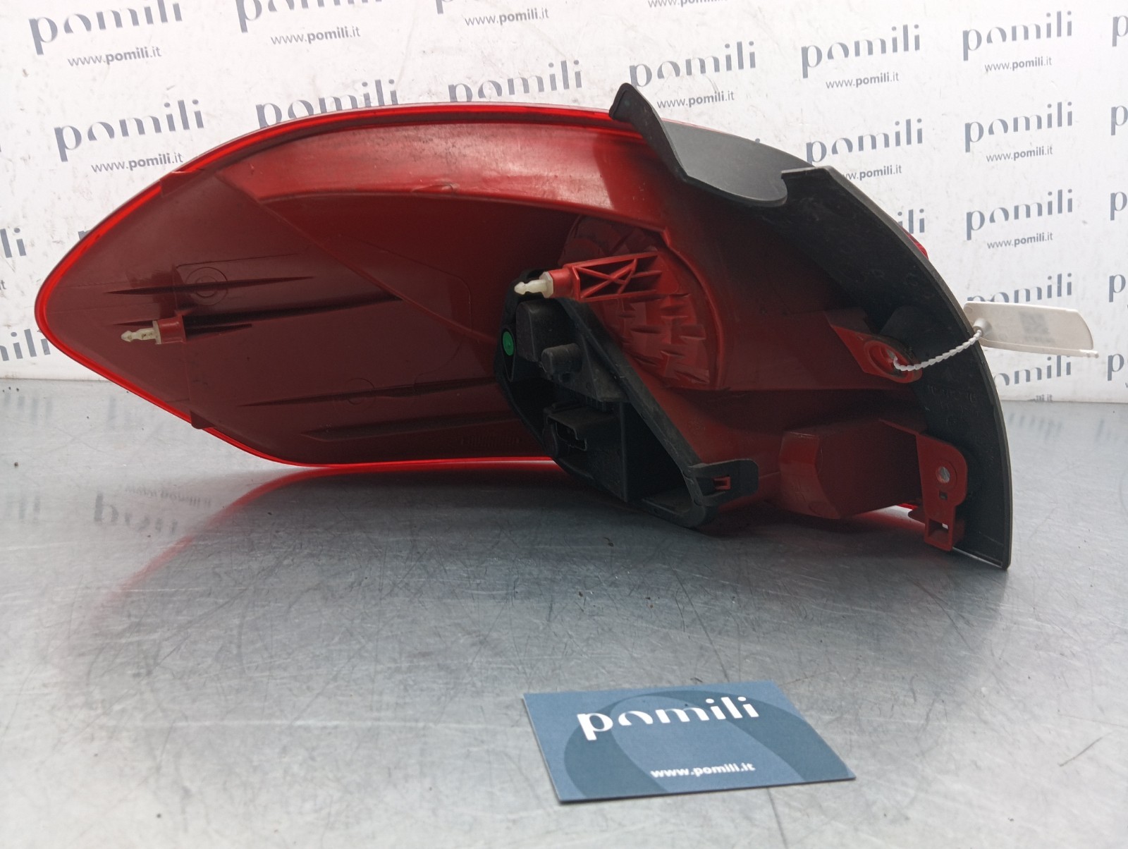 Pomili Fanaleria Fanale posteriore Renault Clio III S.W. 8200586844 destro usato