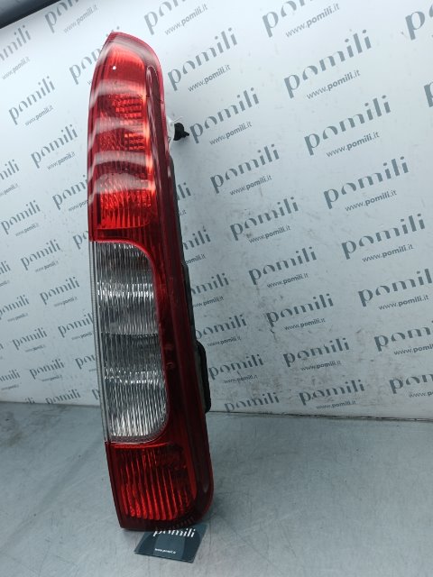 Pomili Fanaleria Ford Focus C-Max fanale posteriore destro