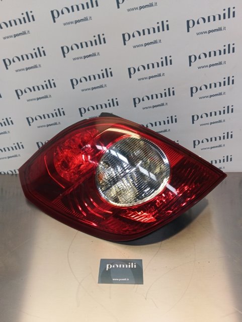 Pomili Fanaleria Opel Antara L07 fanale posteriore S001
