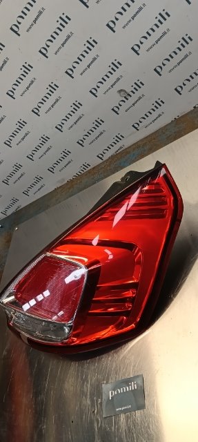 Pomili Fanaleria Ford Fiesta CCN fanale posteriore destro