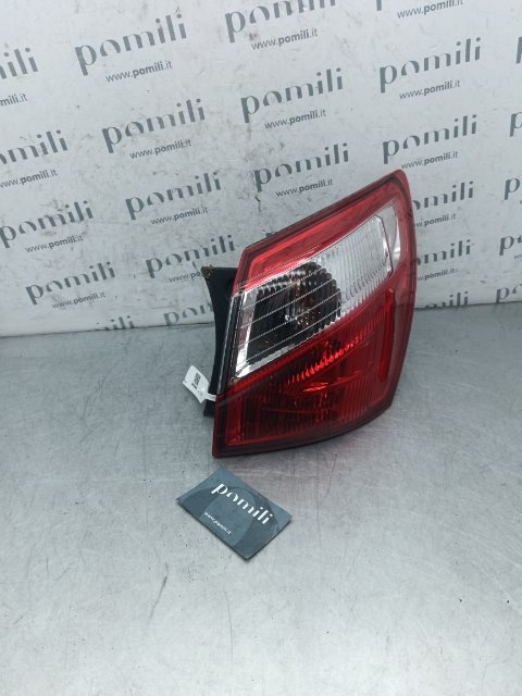 Pomili Fanaleria NISSAN QASHQAI (J10E/JJ10E) fanale posteriore esterno destro