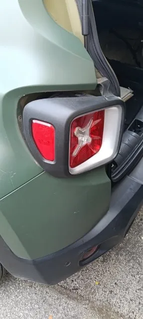 Pomili Fanaleria Jeep Renegade (5I) fanale posteriore sinistro