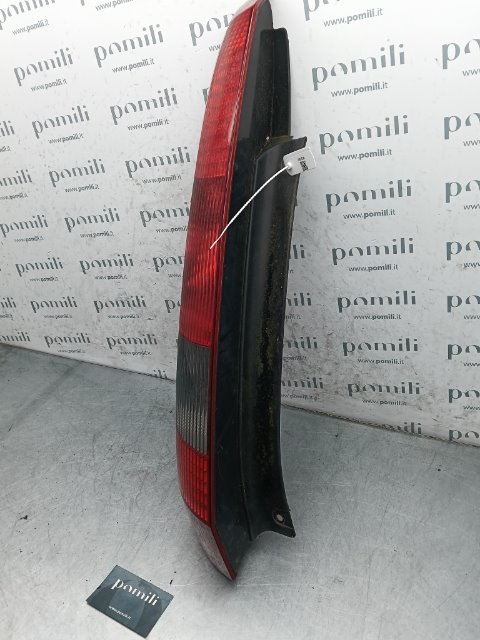 Pomili Fanaleria Ford Fiesta CBK fanale posteriore sinistro