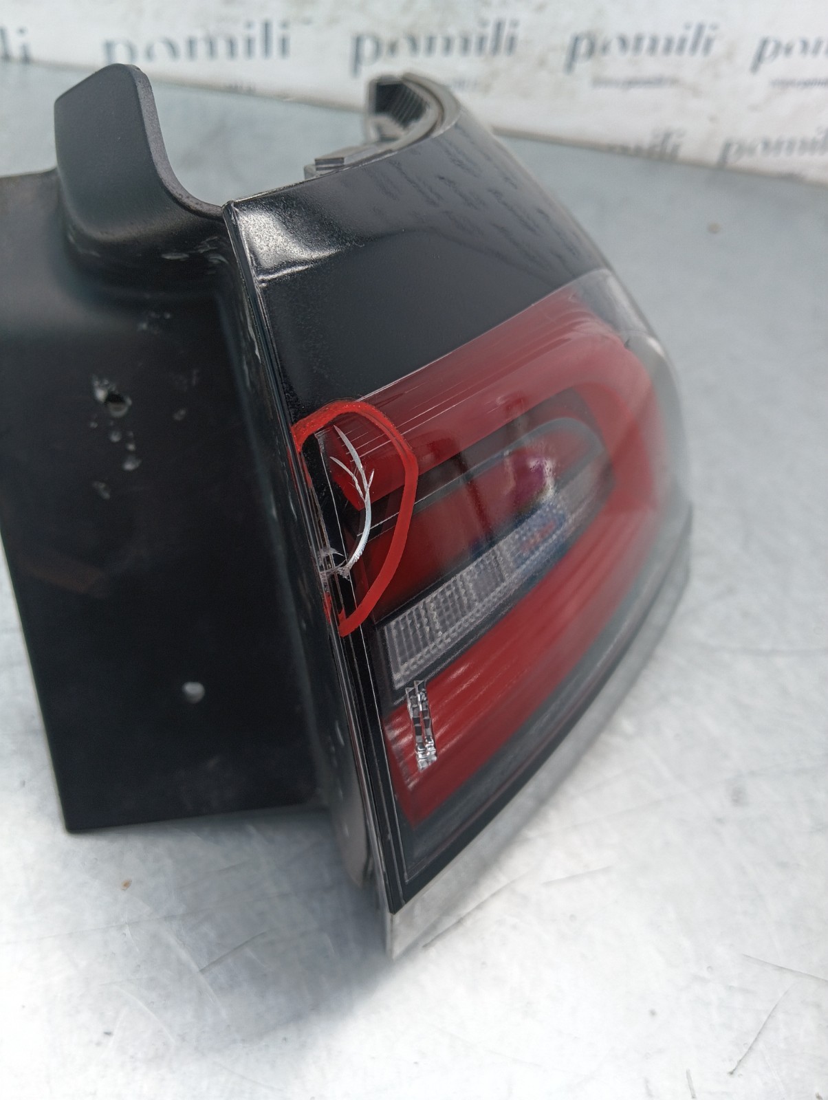 Pomili Fanaleria Volkswagen Taigo fanale posteriore destro crepato