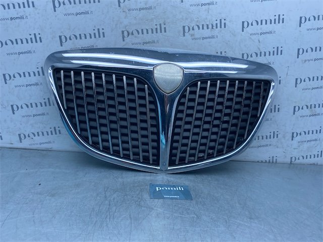 Pomili Paraurti anteriore LANCIA MUSA (TG) (07/04>06/08<) griglia centrale