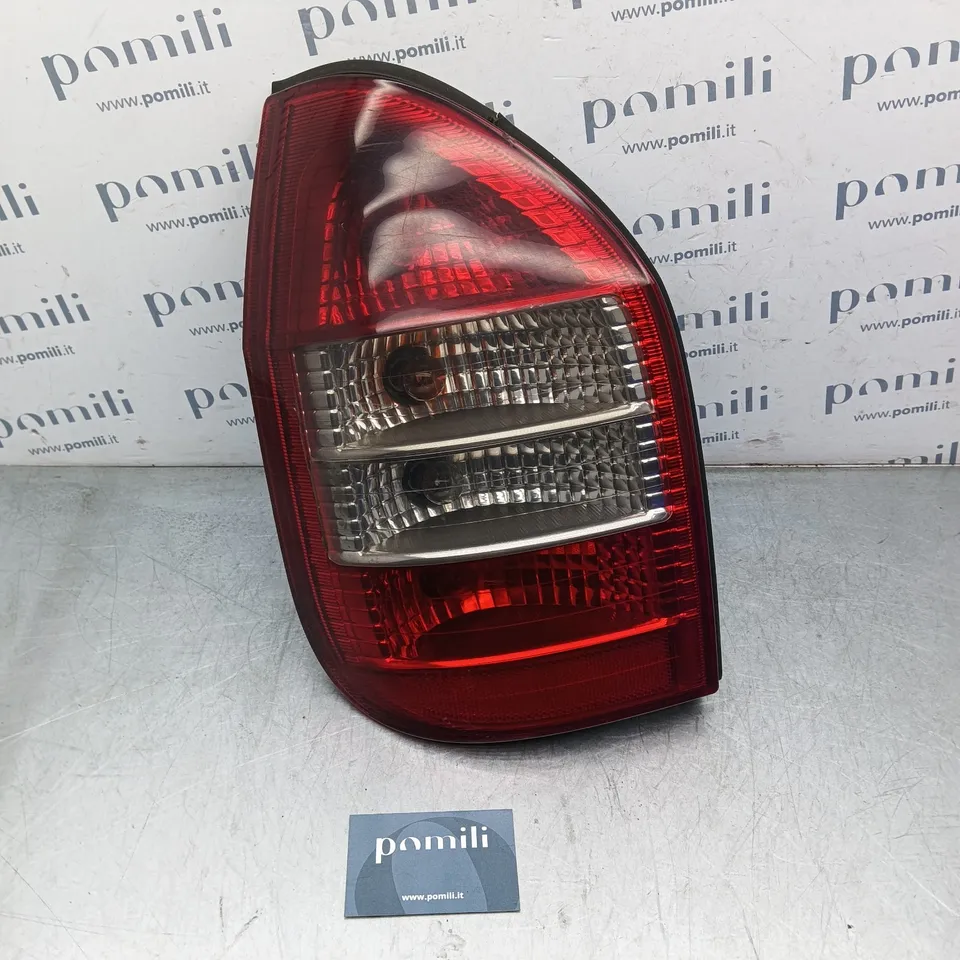 Pomili Fanaleria Fanale posteriore sinistro Opel Zafira 62280 usato