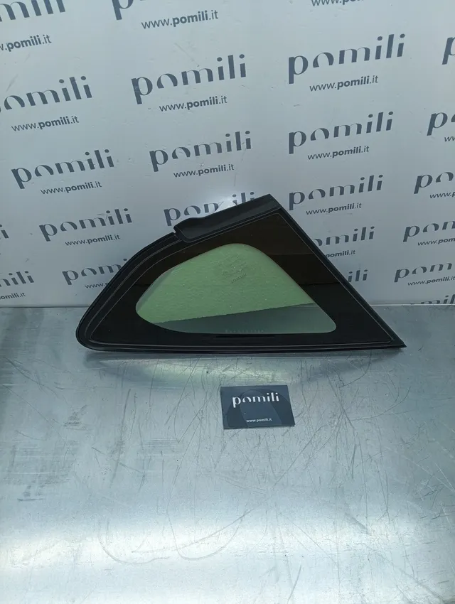 Pomili Cristalli Vetro laterale Toyota Corolla Auris destro fisso 62110-12010