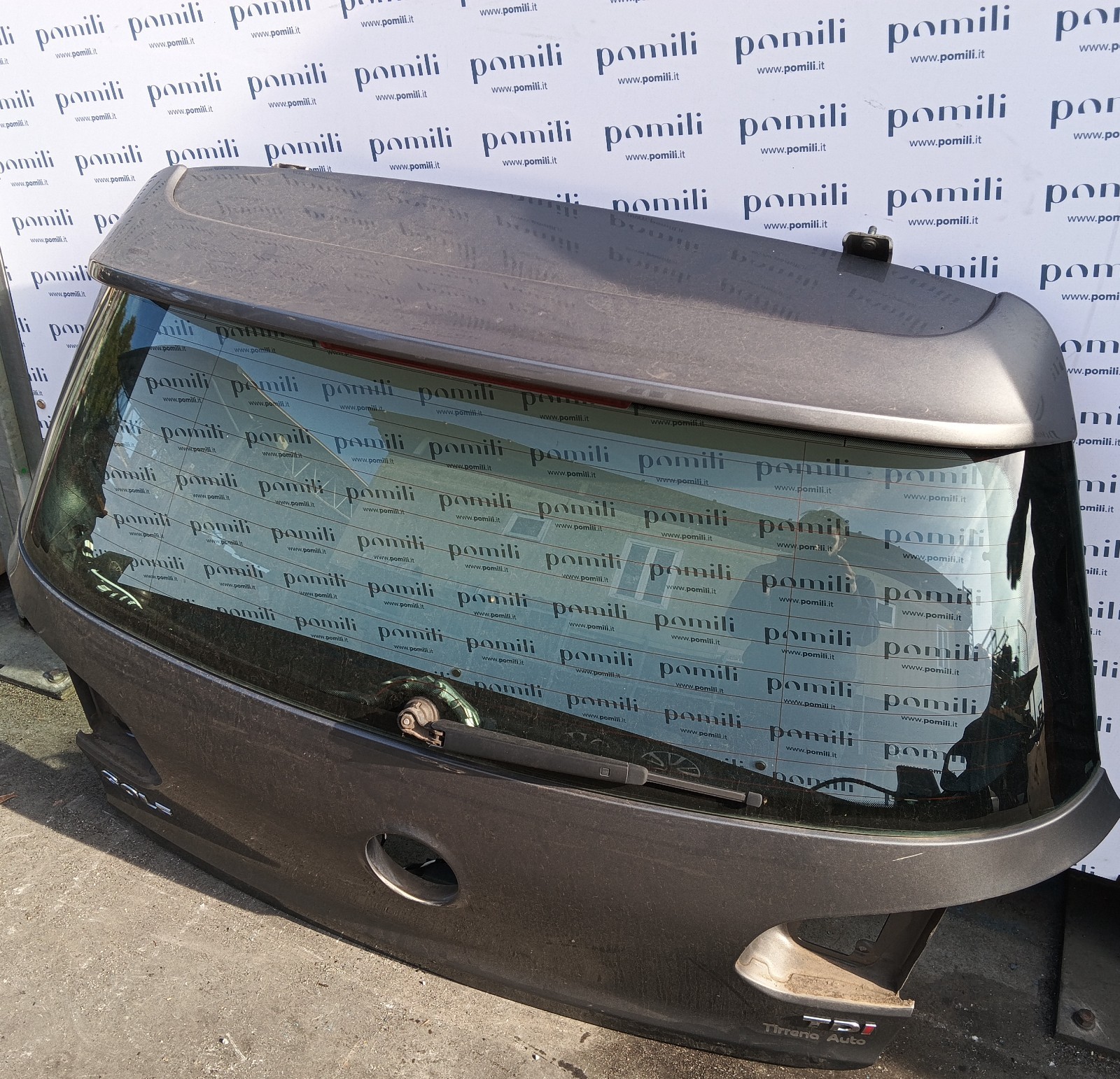Pomili Lamierati esterni Golf VI portellone posteriore 5K6827025J usato