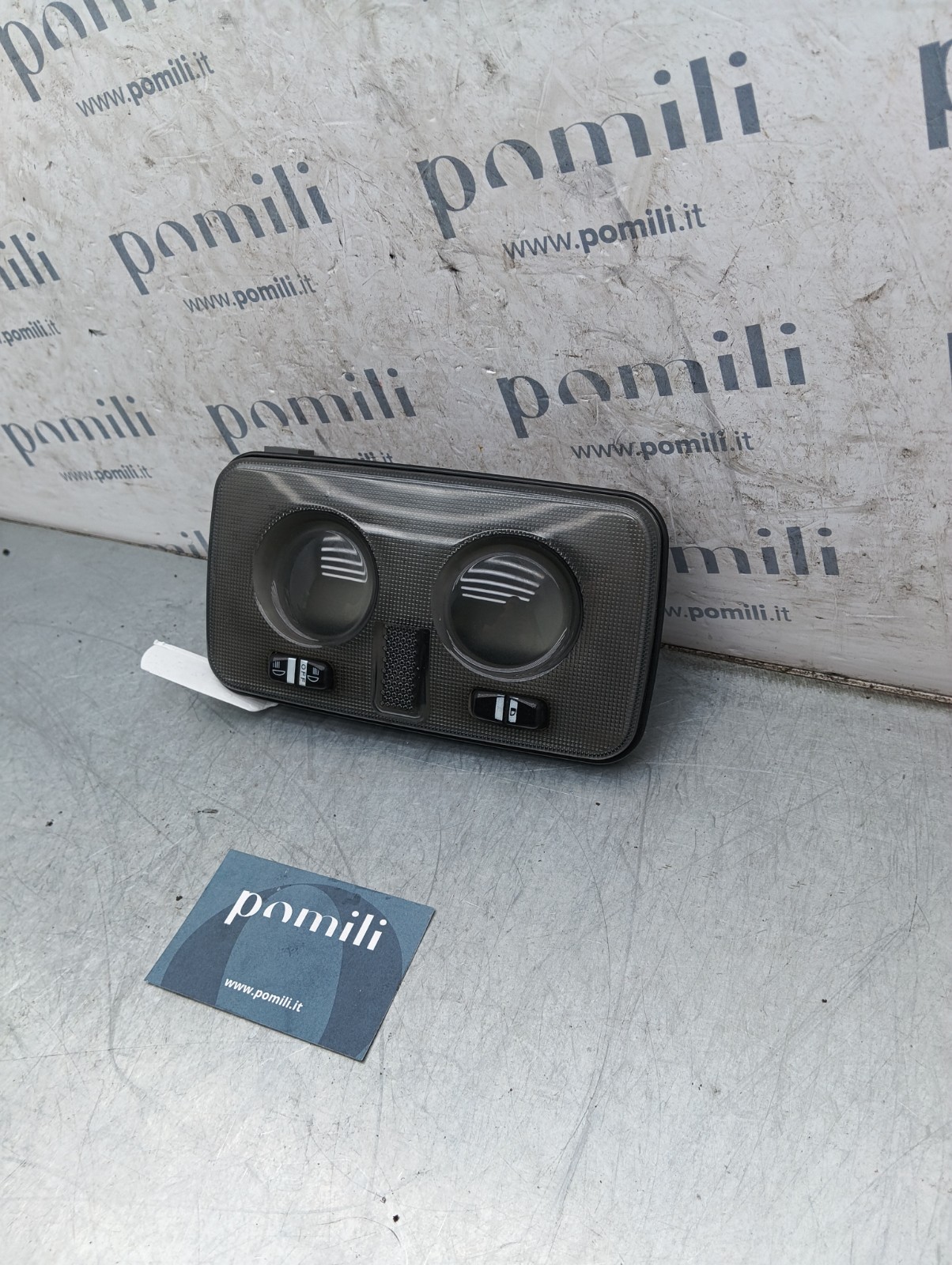 Pomili Fanaleria Plafoniera Luce abitacolo Lancia Ypsilon 735570457 usata