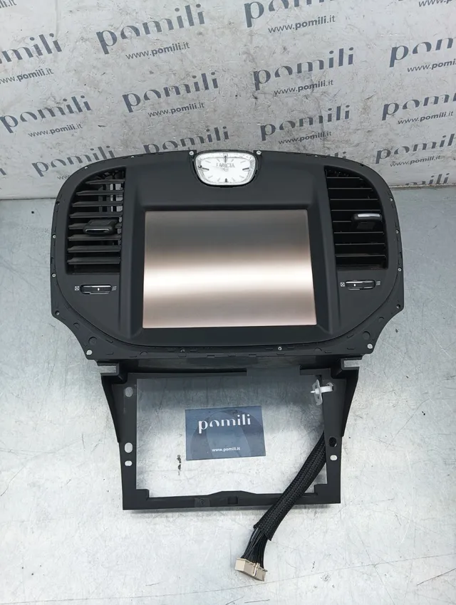 Pomili Climatizzazione Lancia Thema 05064632AH display centrale usato