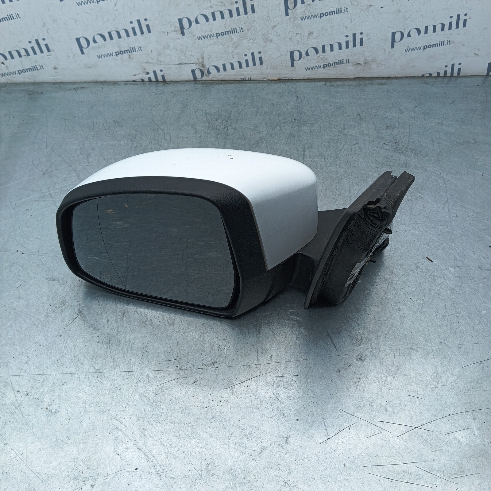 Pomili Cristalli Ford Focus III 212876179 specchietto sinistro 8 pin usato