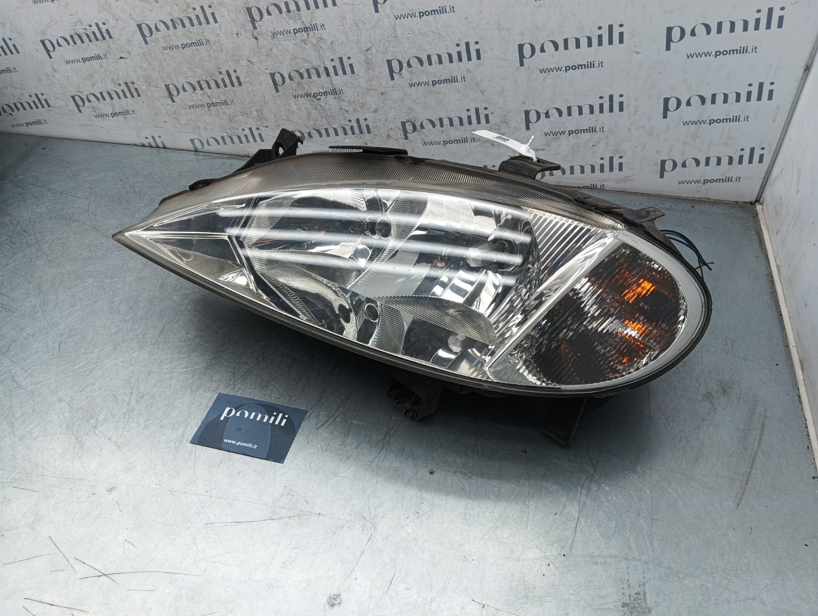 Pomili Fanaleria Renault Megane faro anteriore sinistro 7700427874D usato