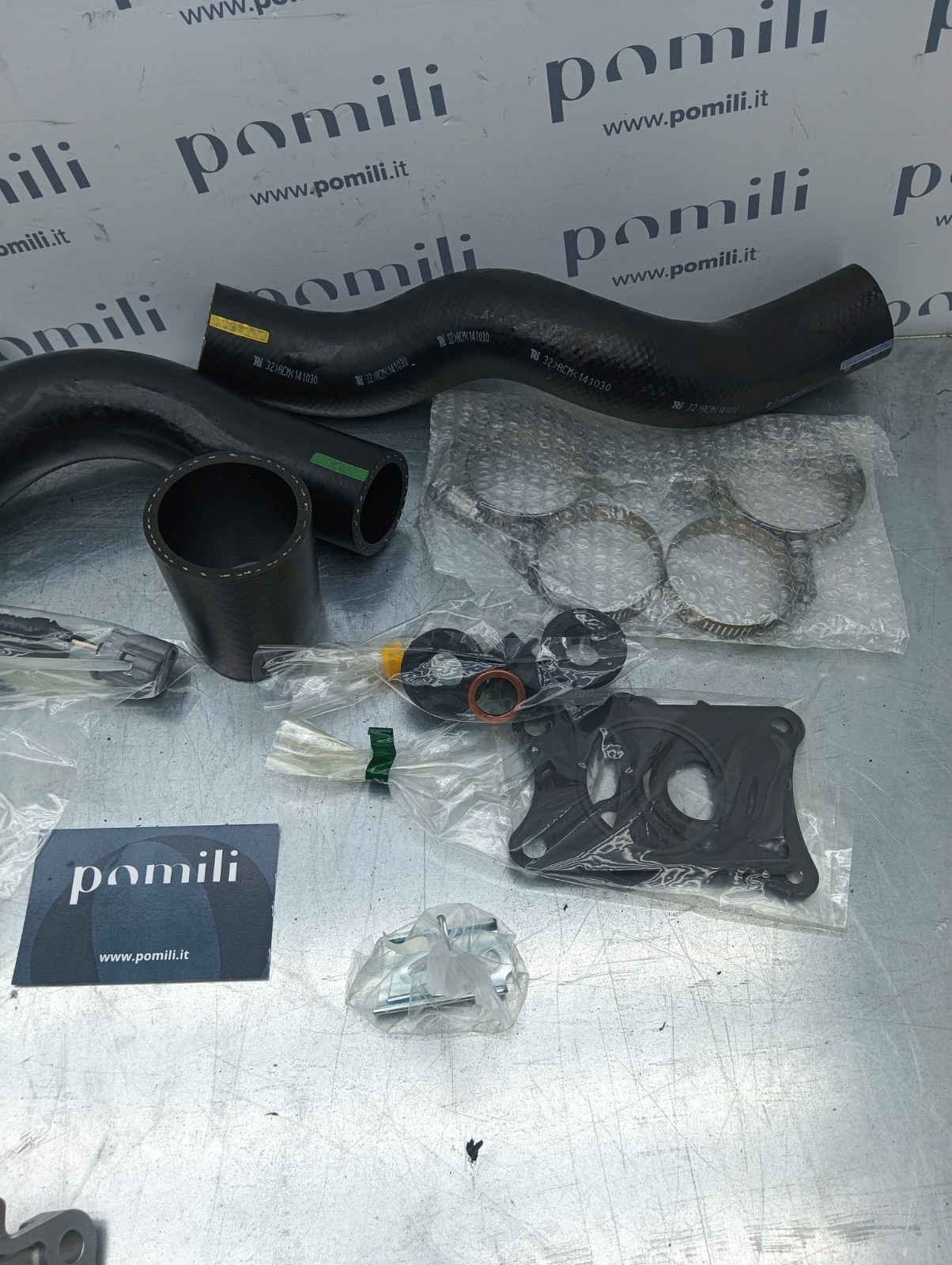 Pomili Motore e cambio con supporti Toyota Urban Cruiser 04004-43433 kit intercooler