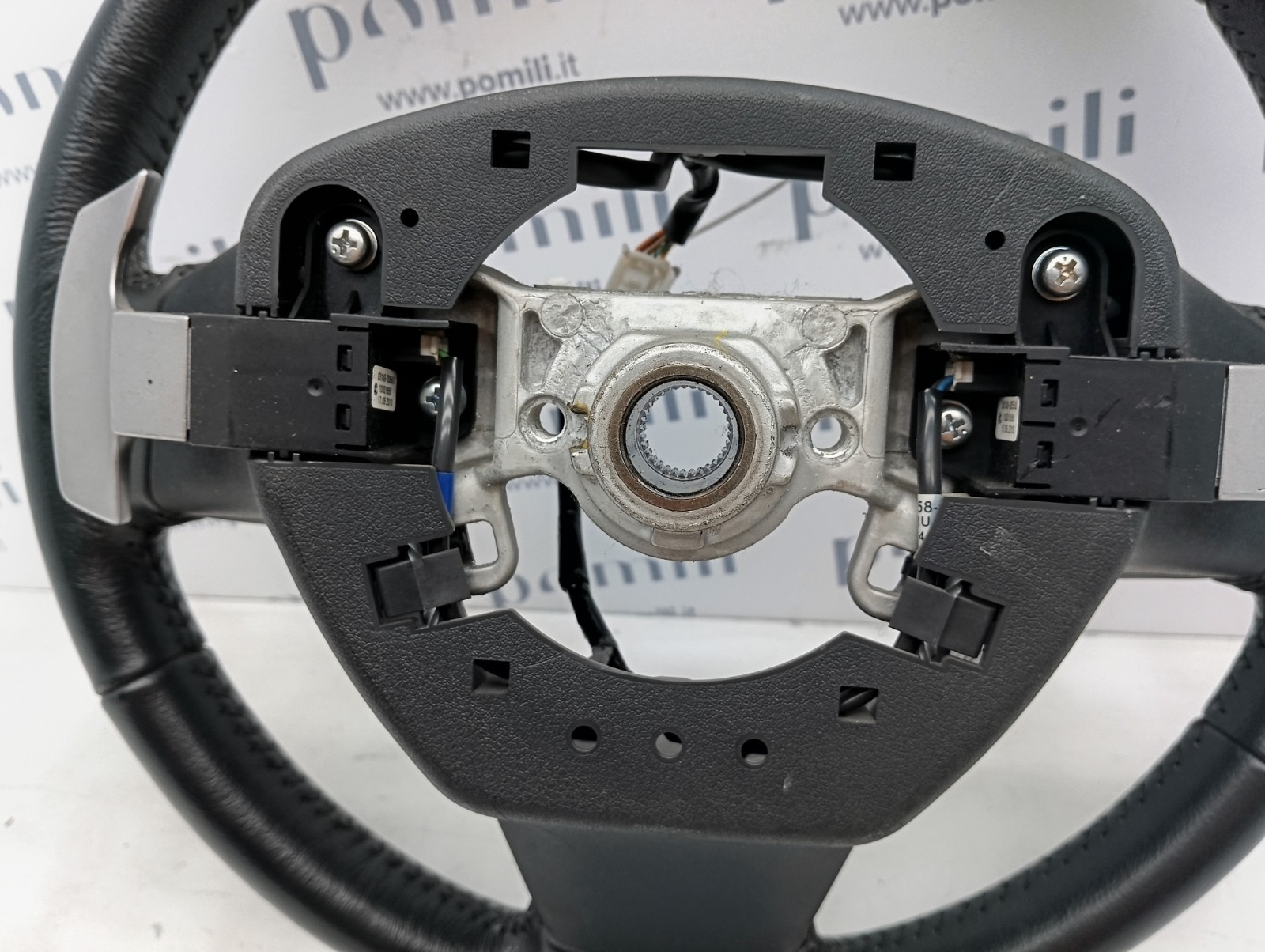 Pomili Rivestimenti interni e parti interne Volante Subaru Outback 2009-14 GS120-03720 usato