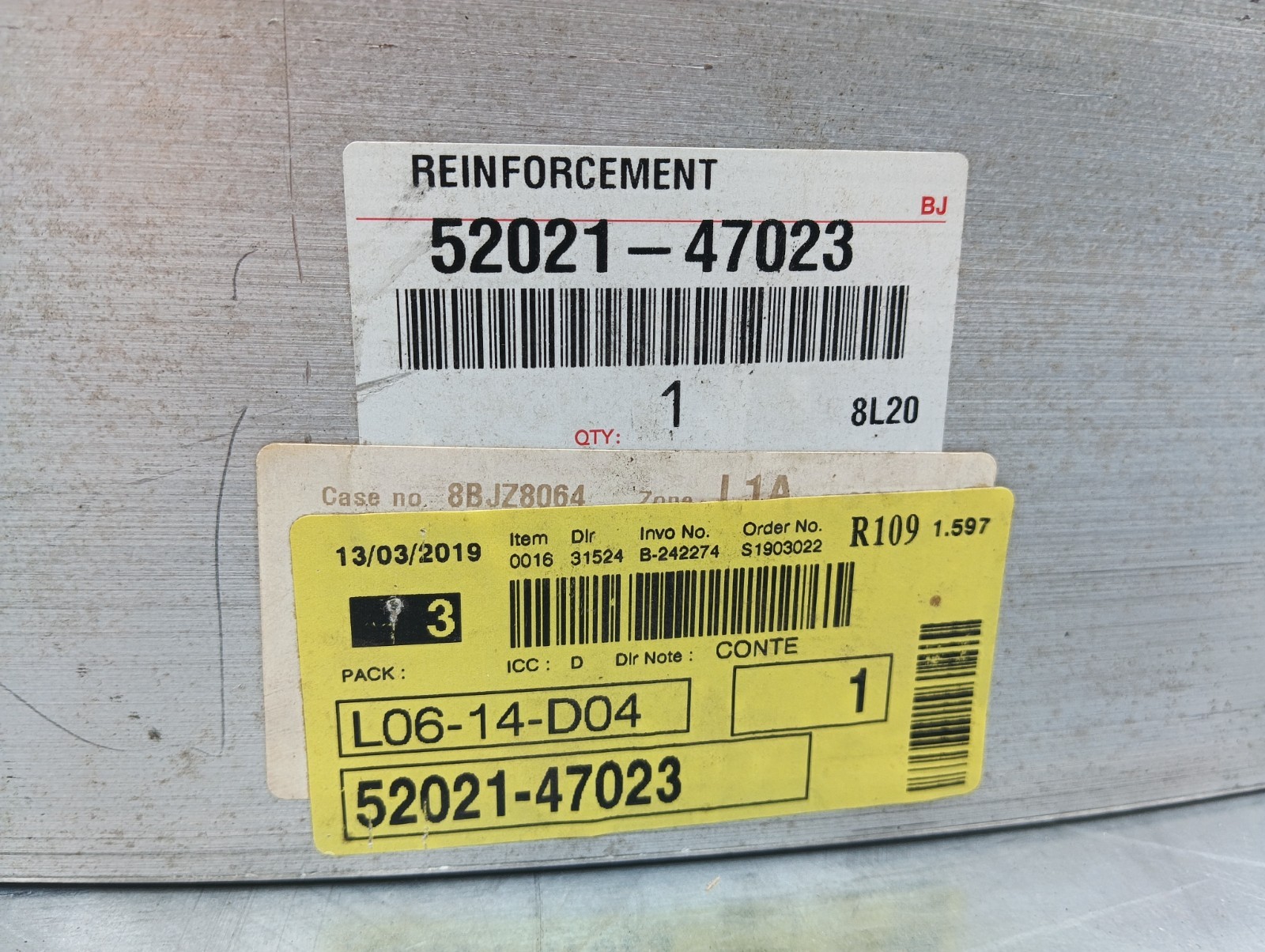 Pomili Paraurti anteriore rinforzo Toyota Prius 52021-47023 nuovo