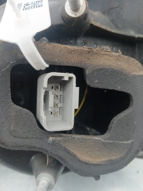 Pomili Fanaleria Volkswagen Golf Plus 5M fanale posteriore esterno sinistro