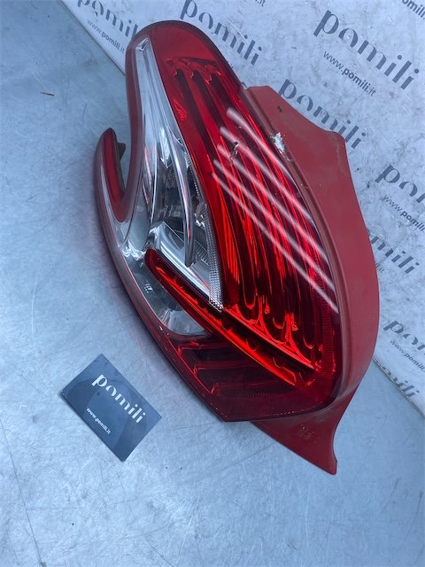 Pomili Fanaleria PEUGEOT 208 fanale posteriore sinistro