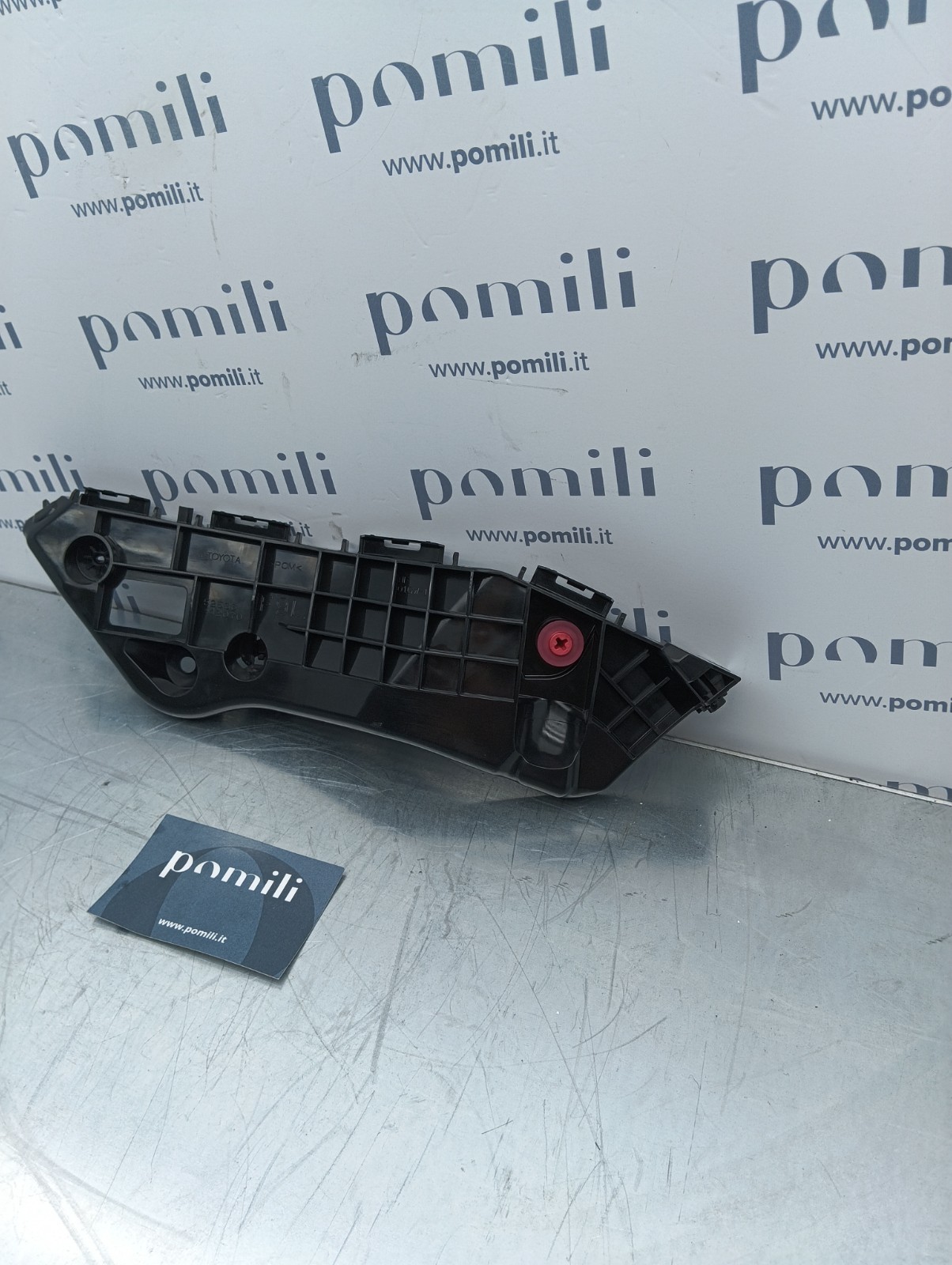 Pomili Paraurti anteriore Toyota RAV4 staffa sinistra fissaggio paraurti nuova