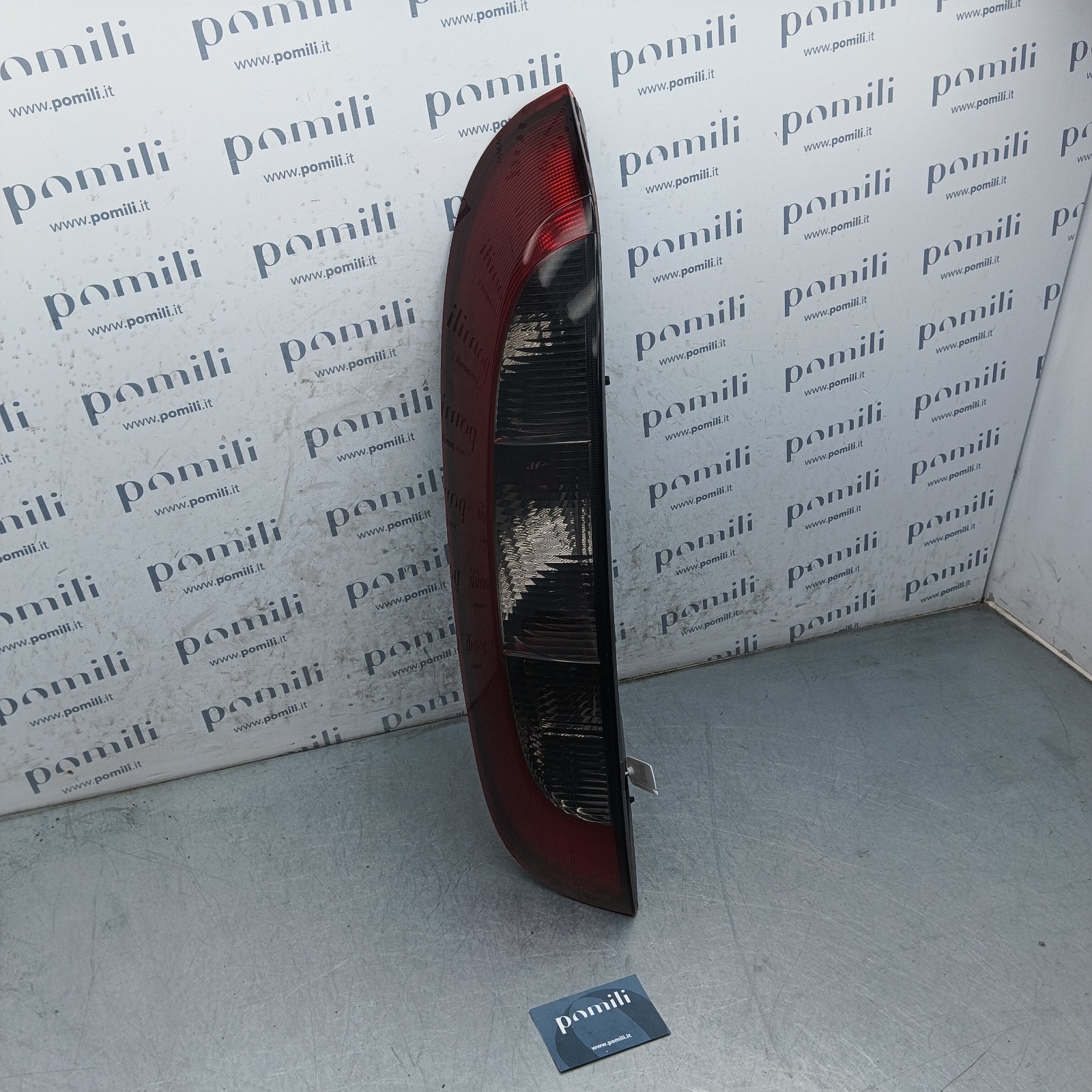 Pomili Fanaleria 89302210 fanale posteriore sinistro usato Corsa