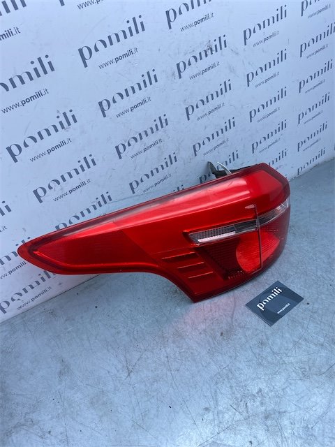 Pomili Fanaleria Ford Focus fanale posteriore interno S001 2014-2019