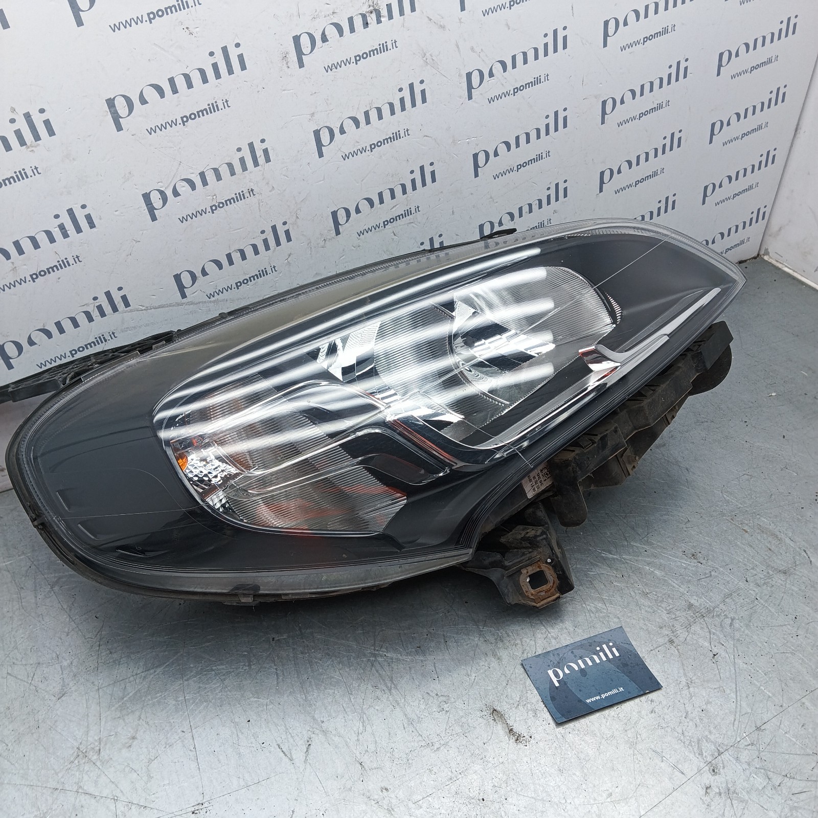 Pomili Fanaleria Faro destro Fiat Doblò 10490748 2010–2023