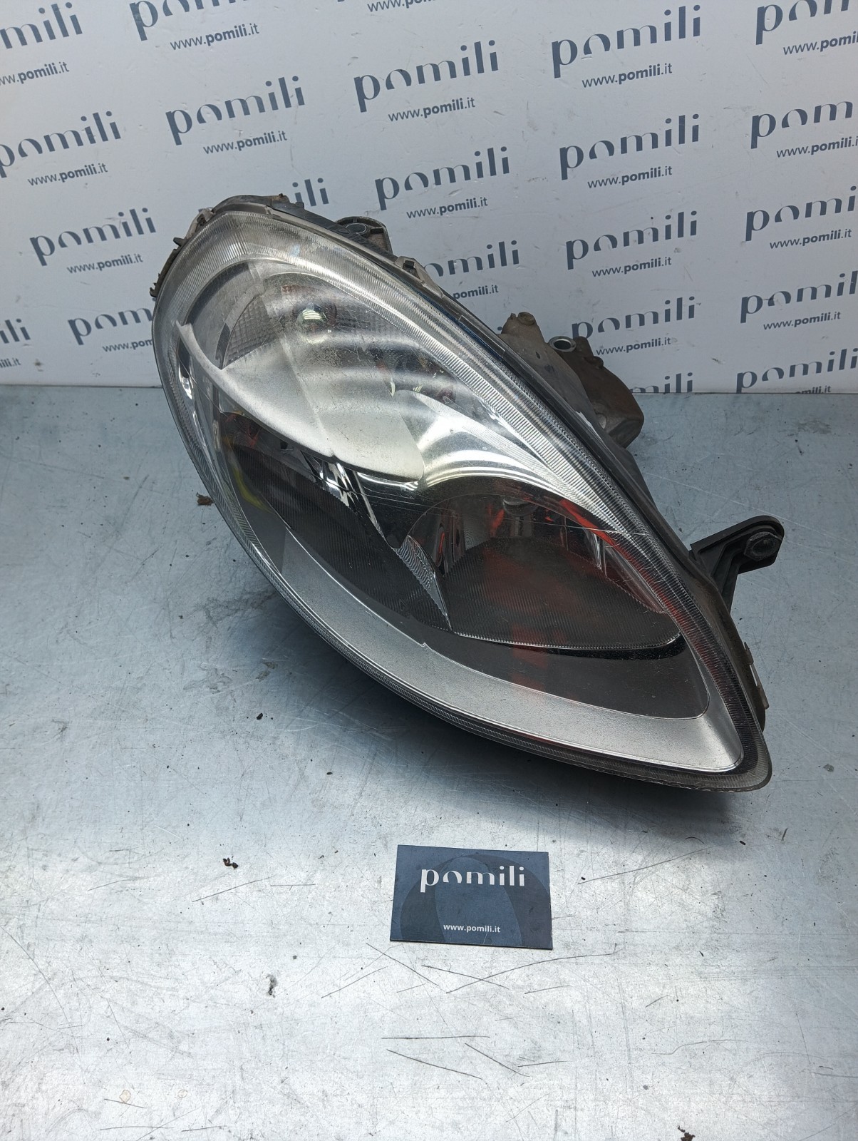 Pomili Fanaleria Lancia Ypsilon 153873-01 faro anteriore destro usato