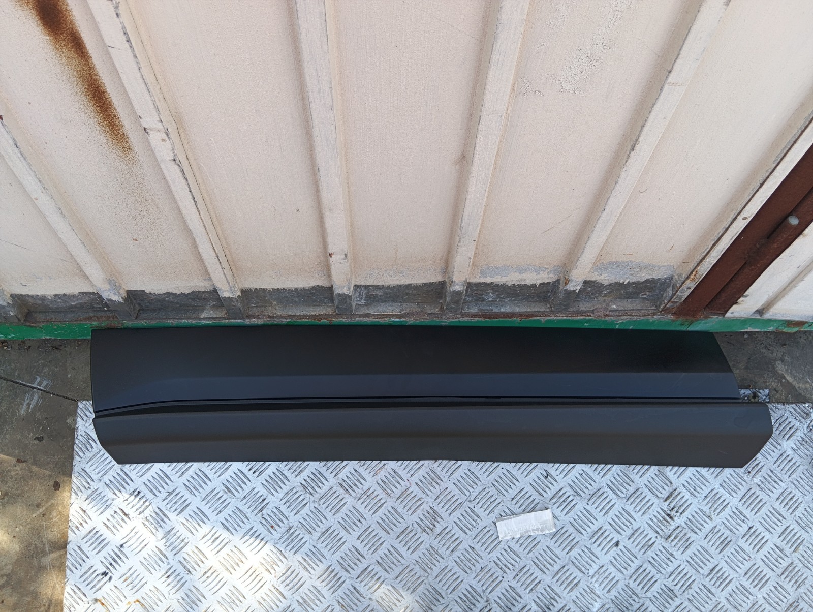 Pomili Lamierati esterni Ford Edge II modanatura portiera anteriore sinistra FT4B-R20307-DDW nuova