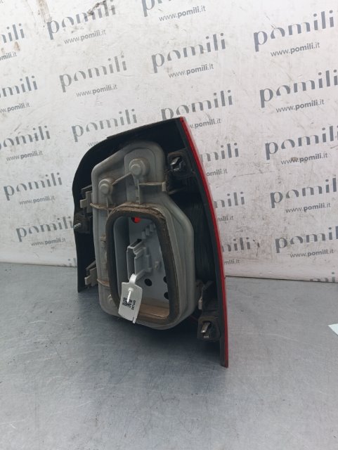 Pomili Fanaleria fanale posteriore sinistro Volkswagen Polo 9N 10/01-03/05