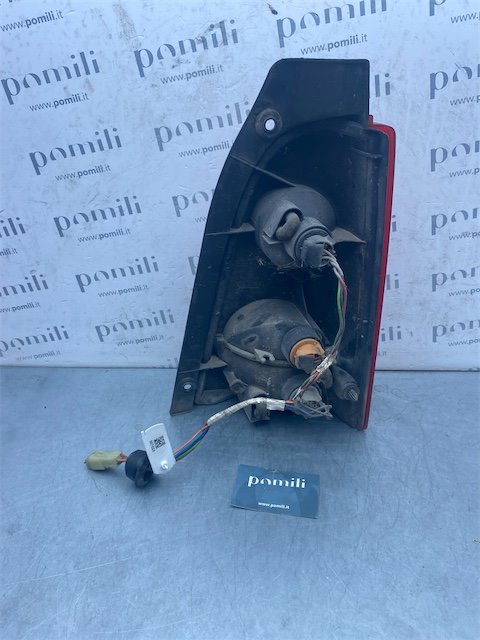Pomili Fanaleria Opel Agila H00 fanale posteriore sinistro