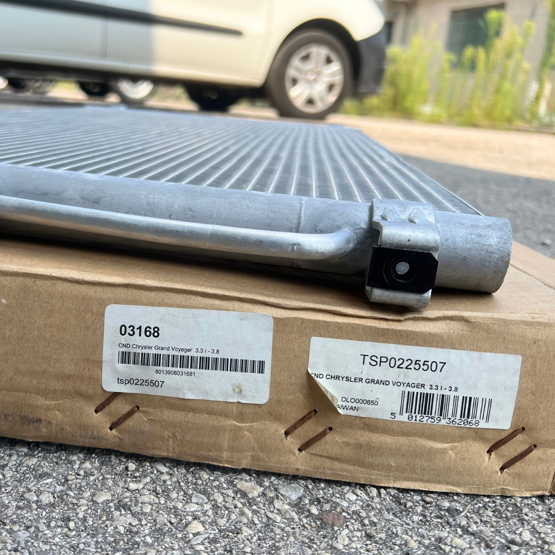 Sara Autoricambi Radiatori TSP0225507 condensatore climatizzatore Chrysler Voyager