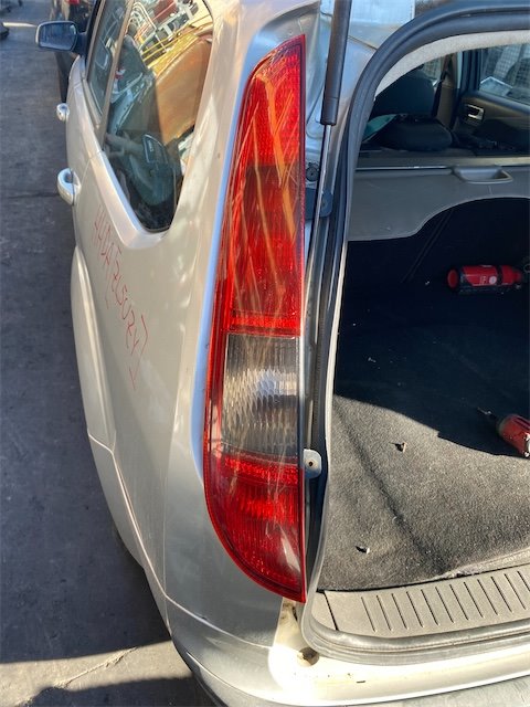 Pomili Fanaleria Ford Focus CAP fanale posteriore sinistro