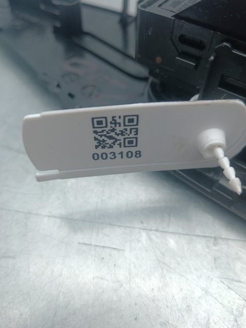 Pomili Rivestimenti interni e parti interne Alzacristallo elettrico porta anteriore SX Nissan Qashqai (J11E)