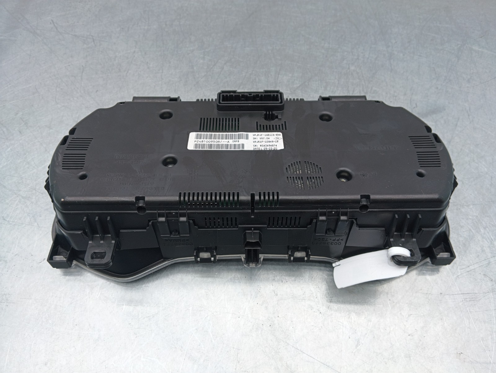 Pomili Rivestimenti interni e parti interne Renault Clio Captur Arkana VPJR1F-14B115-BAA quadro strumenti usato