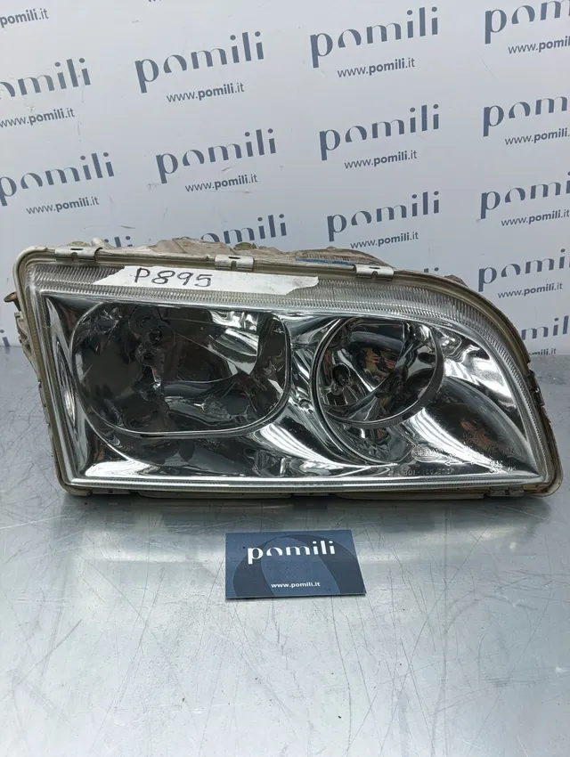 Pomili Fanaleria Volvo S40 V40 30899683 faro anteriore destro usato
