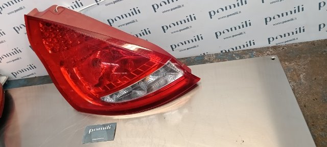 Pomili Fanaleria Fanale post. SX Ford Fiesta (CB1) (09/08>10/13<) fanale sinistro